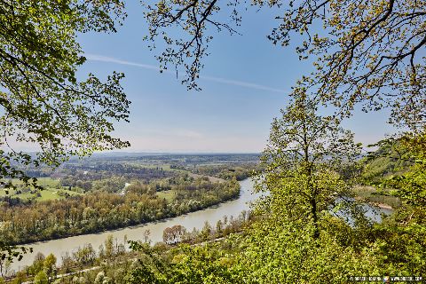 Gemeinde Marktl Landkreis Altötting Leonberg Aussicht (Dirschl Johann) Deutschland AÖ